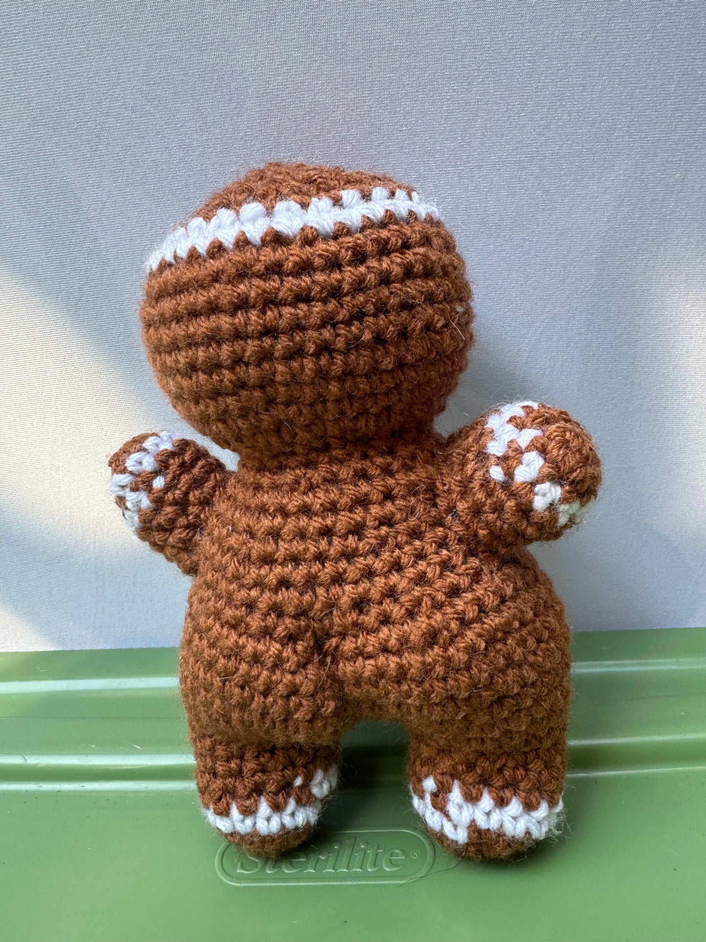 Crochet Gingerbread Man with Butt
