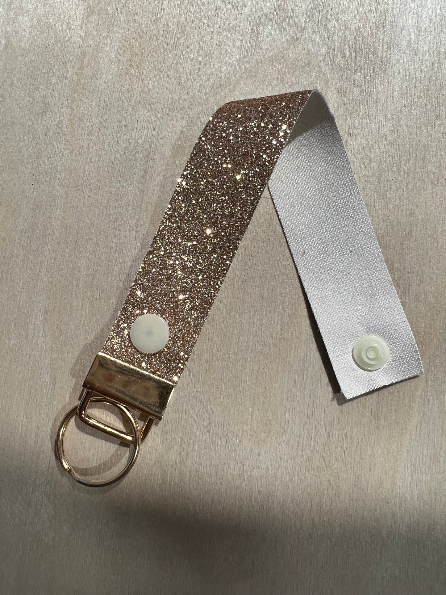 Shimmer Gold Claspable Wristlet Keychain